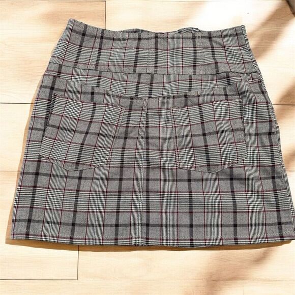 Charlotte Russe Grey Plaid Mini Skirt Small Y2K High Waist Red - Picture 3 of 6